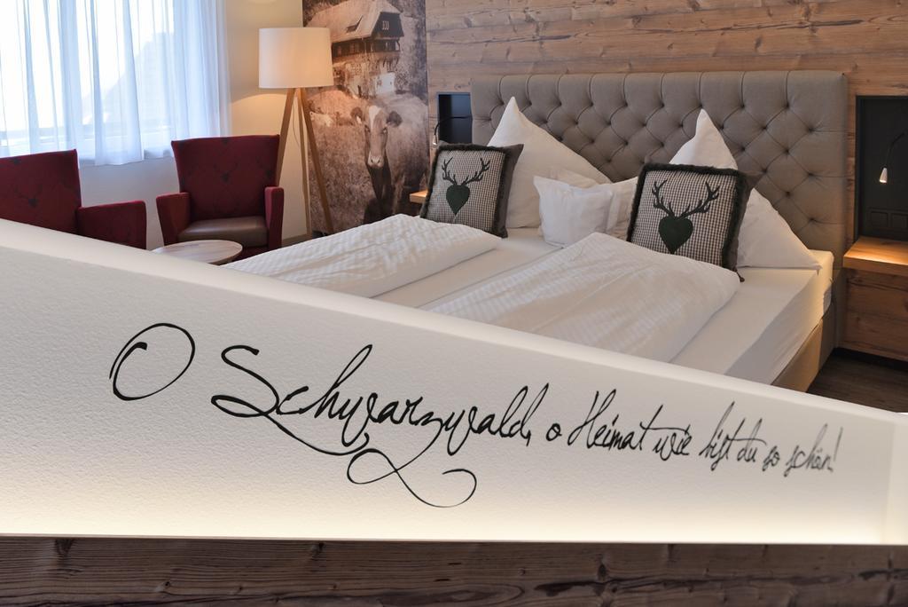 Hotel Hirschen ชลูคซี ภายนอก รูปภาพ